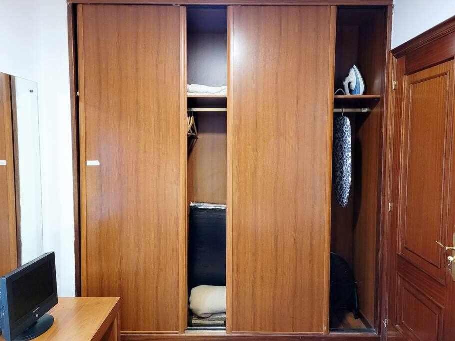 Piso Cerca De Centro Ocio As Cancelas Y Xunta Santiago de Compostela Exterior photo